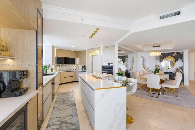 Photo - 848 Brickell Key Dr Unit 1601