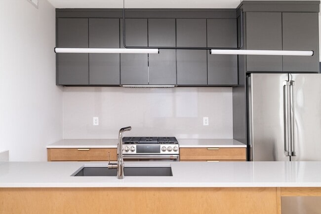 Photo - 182 Tremont St Unidad 3