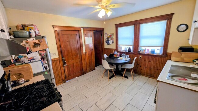 Photo - 23 Priesing St Unidad 1