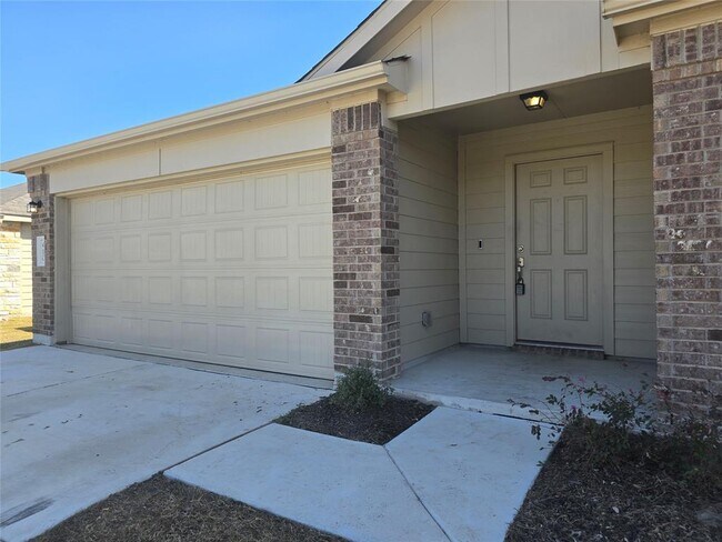 Photo - 410 Bluejack Wy