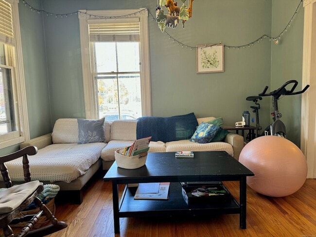 Photo - 109 Foster St Unit 1