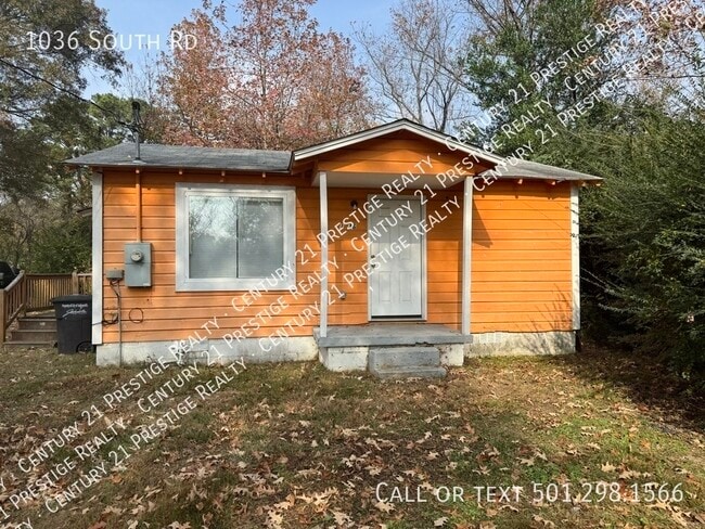 Building Photo - 1036 South Rd-