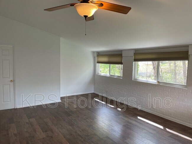 Photo - 3391 Bristol Ct