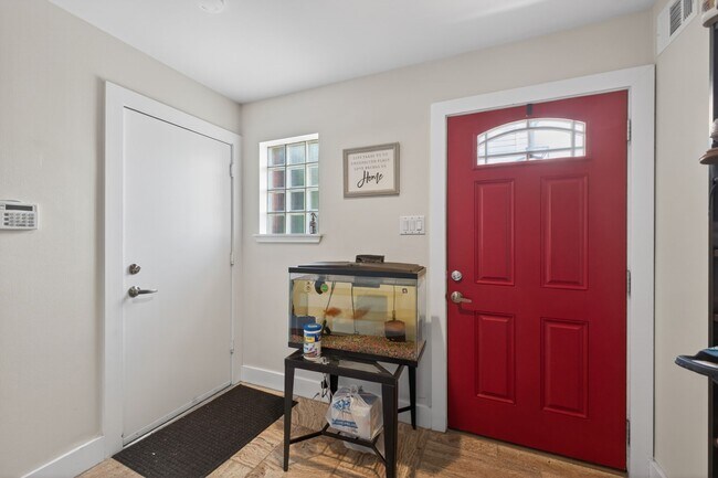Photo - 5207 Cornish St