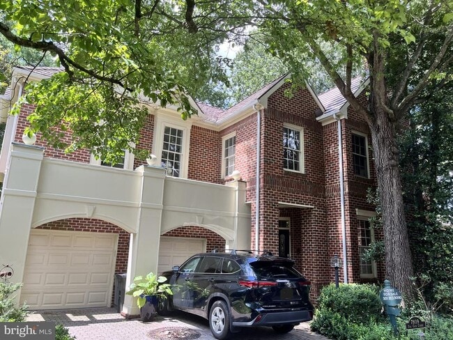 Photo - 7809 Fox Gate Ct House