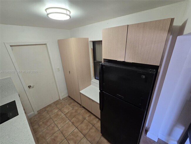 Photo - 704 SW 2nd Ave