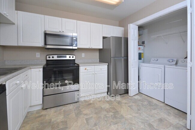 Photo - 929 Morreene Rd Unidad Apt C13