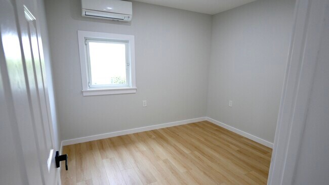 Photo - 1 Intervale Ave Unit G