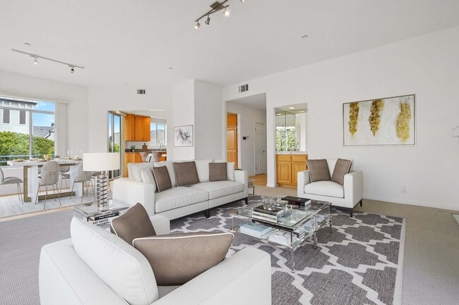 Photo - 1325 Arizona Ave Unit 201