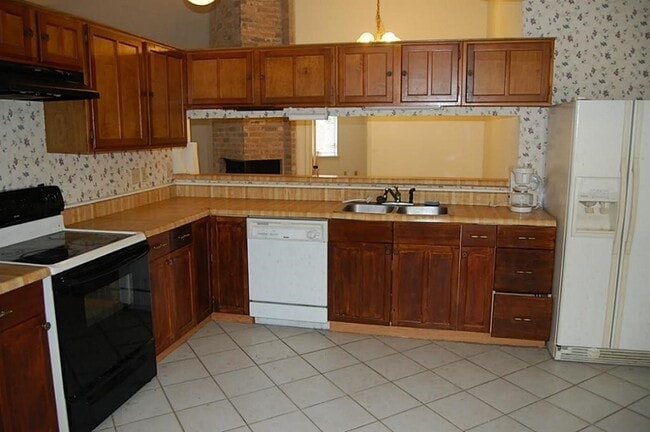 Photo - 15926 Pfeiffer Dr