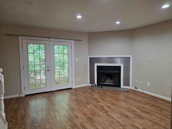 Photo - 1225 Oakplace Dr SW Unit C