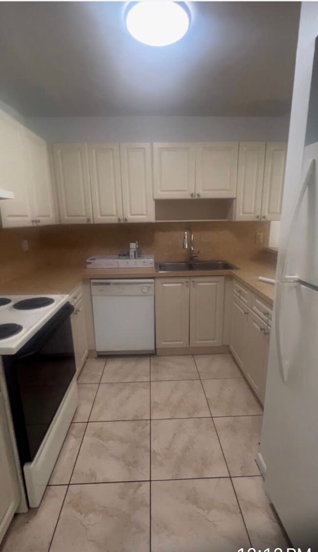 Photo - 6970 NW 186th St Unit 110
