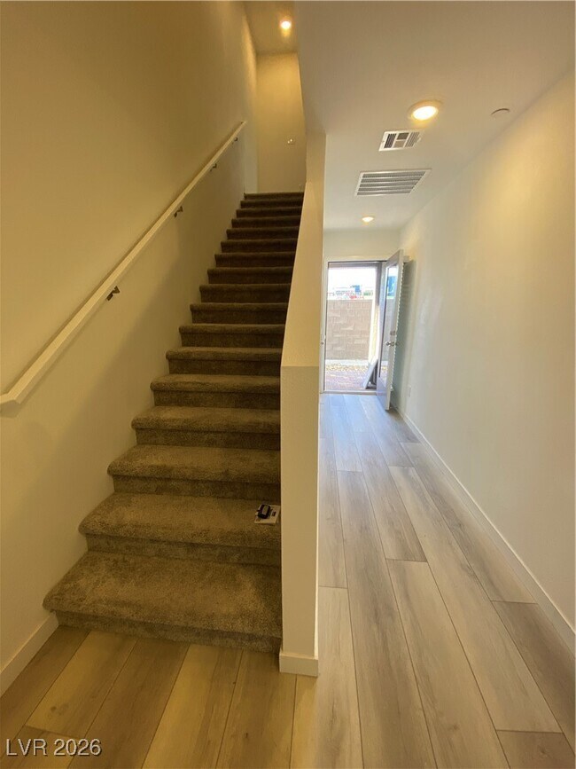 Photo - 9215 Sky Pointe Dr