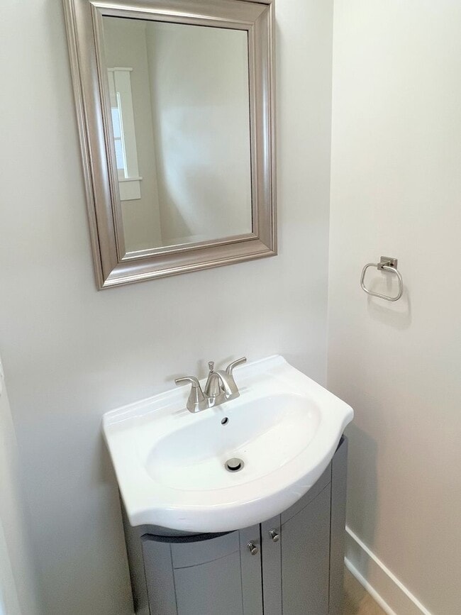 Photo - 4 Bedroom Townhome - Holland South Side