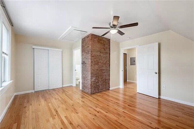 Photo - 322 Amber St Unit 3