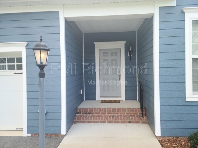Photo - 7183 Yare St