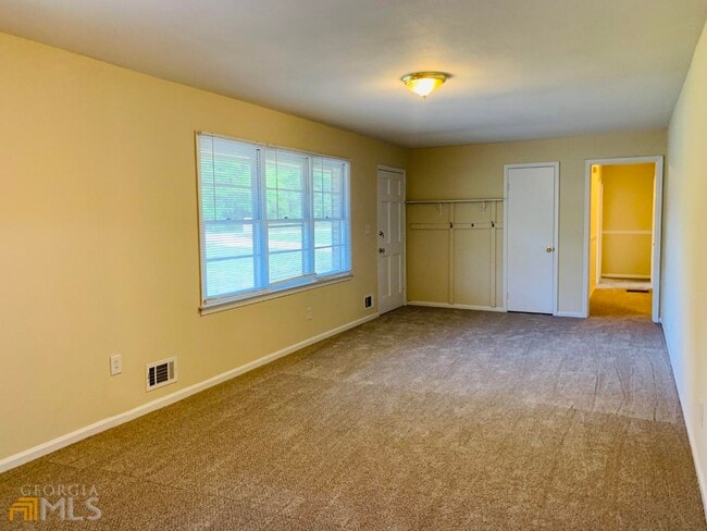 Photo - 105 Sunrise Dr