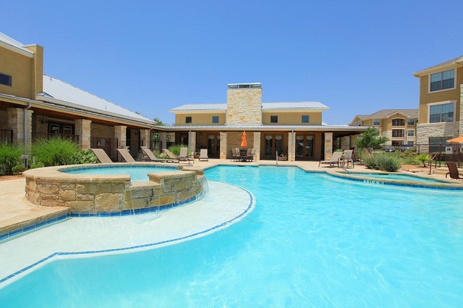 Pool - Dry Creek Ranch Apartments