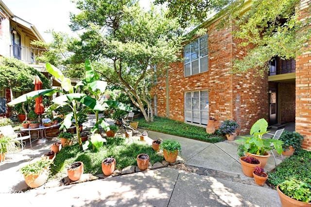 Photo - 4317 Hartford St Unit 107