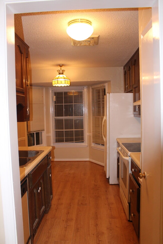 Photo - 359 Jamestown Manor Dr