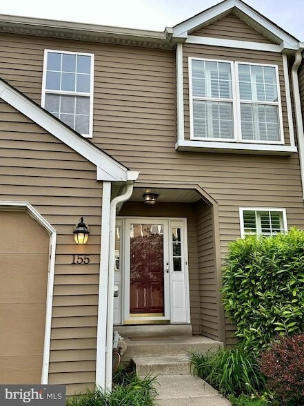 155 Weybridge Dr