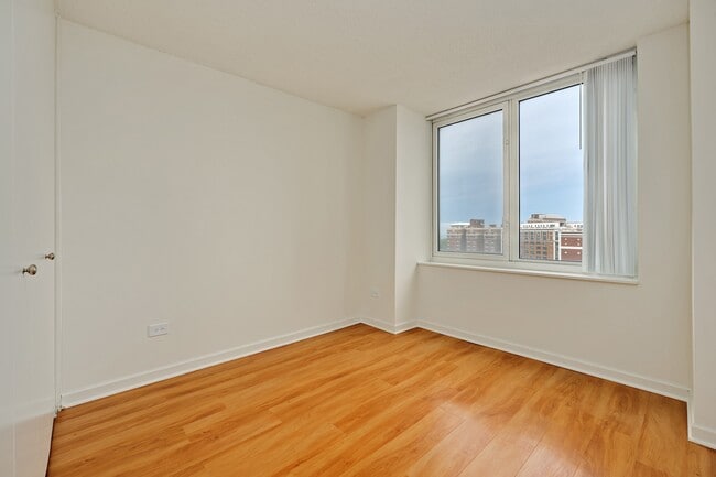 Hyde Park Tower