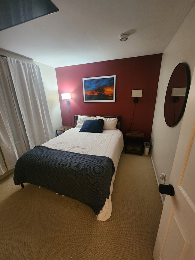 Building Photo - 5337 W Sanna St