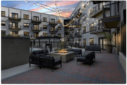 Photo - Lincoln Pointe