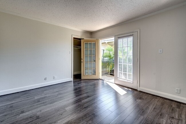 Photo - 4321 Hazard St Unidad 9