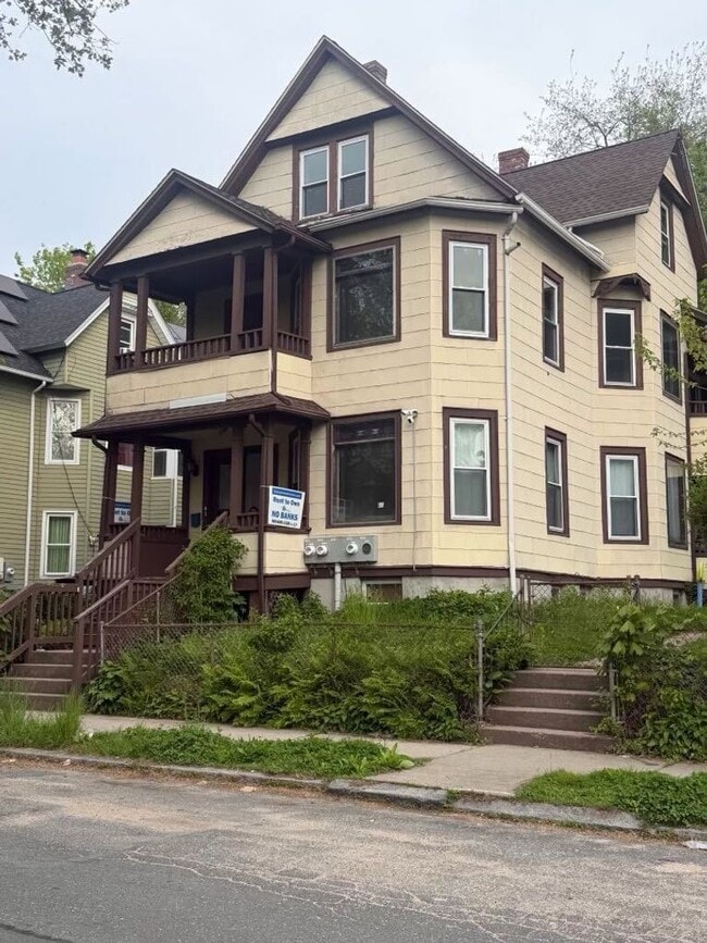 Building Photo - 51 Acushnet Ave Unit 1