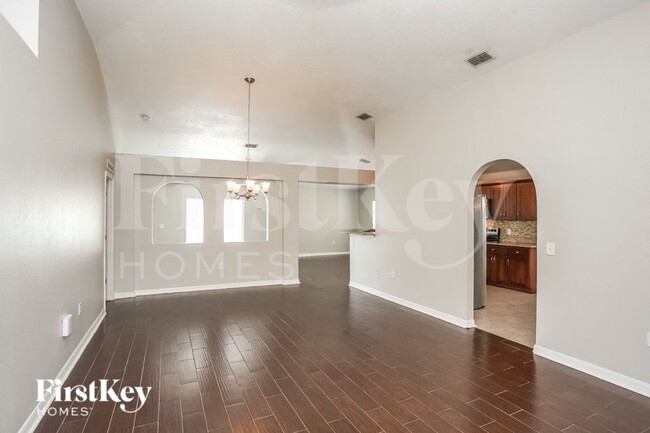 Photo - 12612 Lake Vista Dr