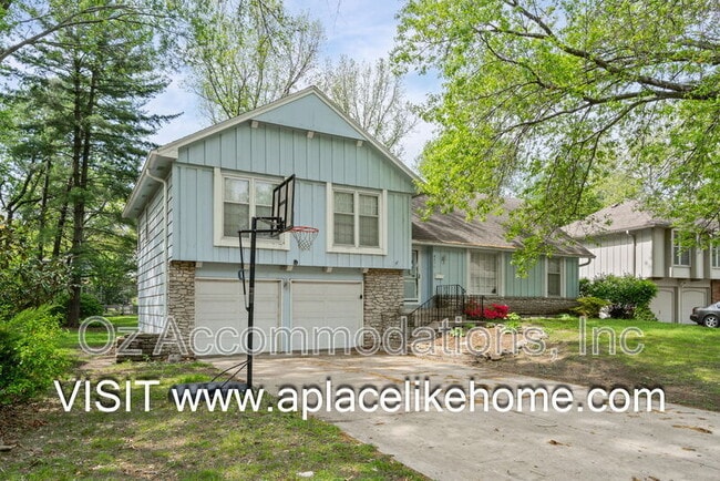 Photo - 8211 W 97th St