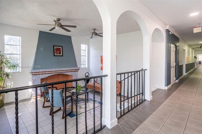 Photo - 1559 Michigan Ave Unit 106