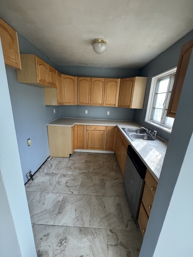 Photo - 3315 SW Clare Ave