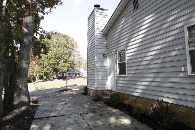 Photo - 7909 Carmel Rd