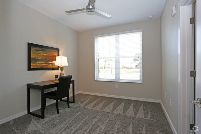 3BR, 2BA - 1,384 SF - 1st Bedroom - The Palms @ Chesapeake