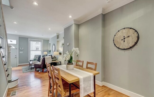 23 N Curley St