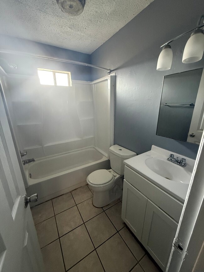 Photo - 3619 Patton Rd SW Unidad 3619 -5