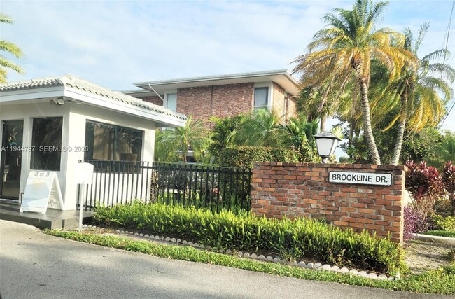 Building Photo - 6804 Brookline Dr Unit 6804