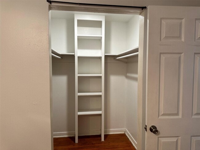 Photo - 2022 Branard St Unit 5