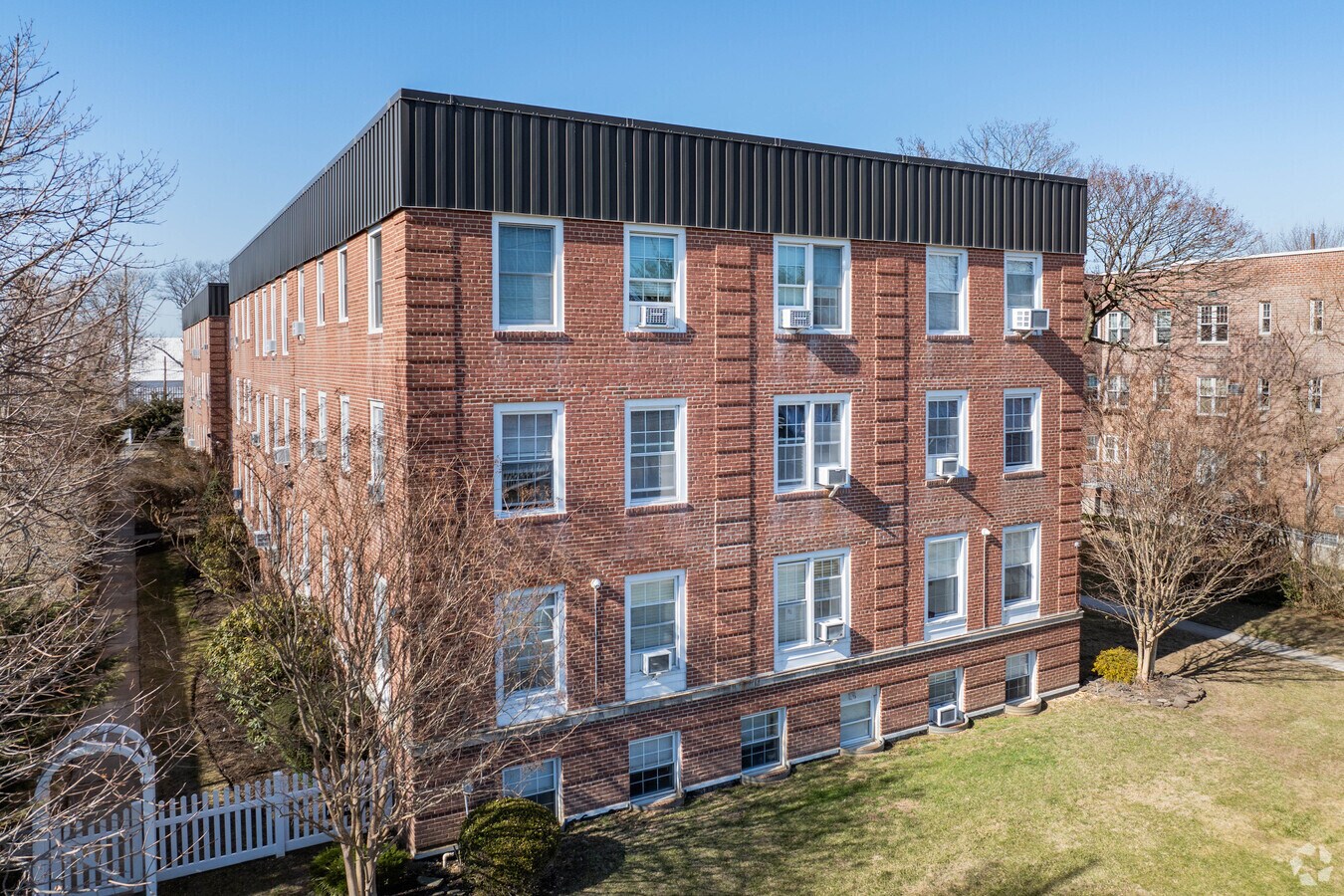 Photo - The Majestic Apartments