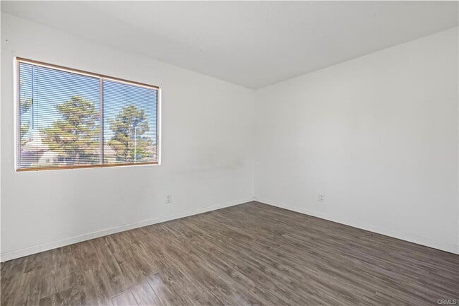 Building Photo - 39531 Hawthorne St Rental