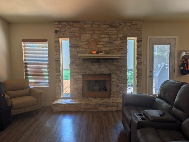Photo - 13202 Rampart St