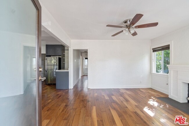 Photo - 1242 N Commonwealth Ave