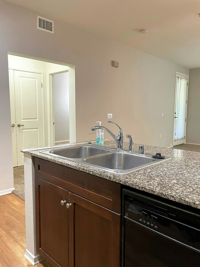 Photo - 2174 Scholarship