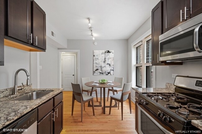 Photo - 4038 N Ashland Ave Unit 2