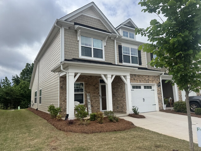 Photo - 340 Nettle Ln