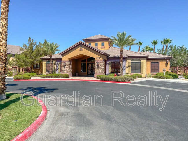 8250 N Grand Canyon Dr Unit 2167