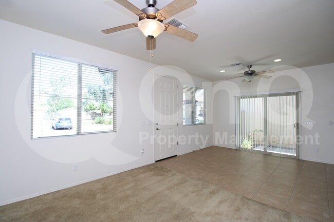 Photo - 2614 N 73rd Dr
