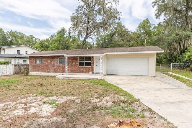 Photo - 1526 W Beresford Ave House